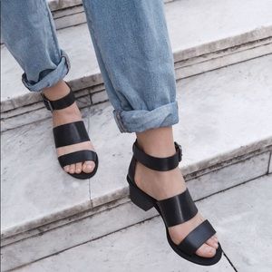 Madewell Size 7.5 “The Warren” Chunky Heel Sandals